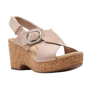 Clarks womens Giselle Dove